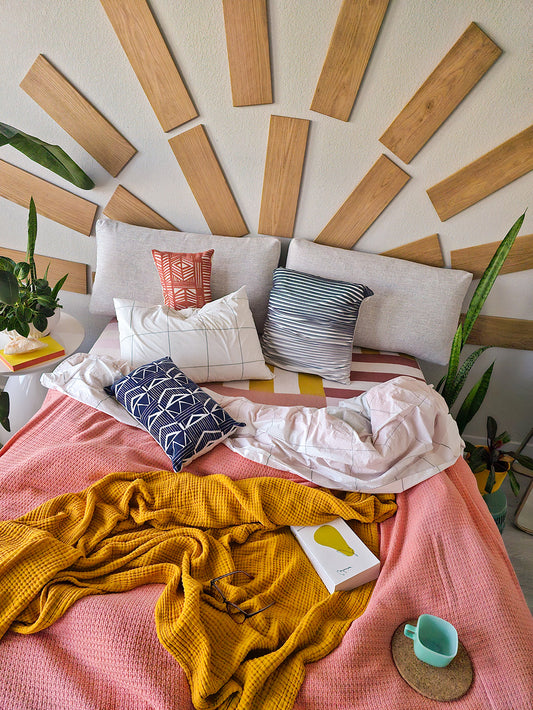 SOLID GROUND in Honey Oak